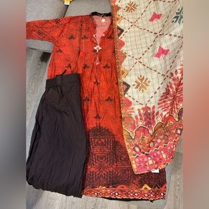 Women’s Three Piece Dress | Pakistani / Indian Desi Women’s Dress | Desi Wear |S